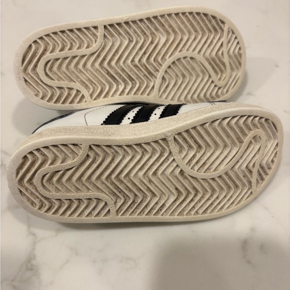 ADIDAS | Superstar Toddler Shoes - Picture 4 of 4